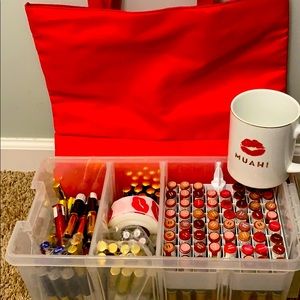 Long Lasting Lip colors, Gloss, Matte